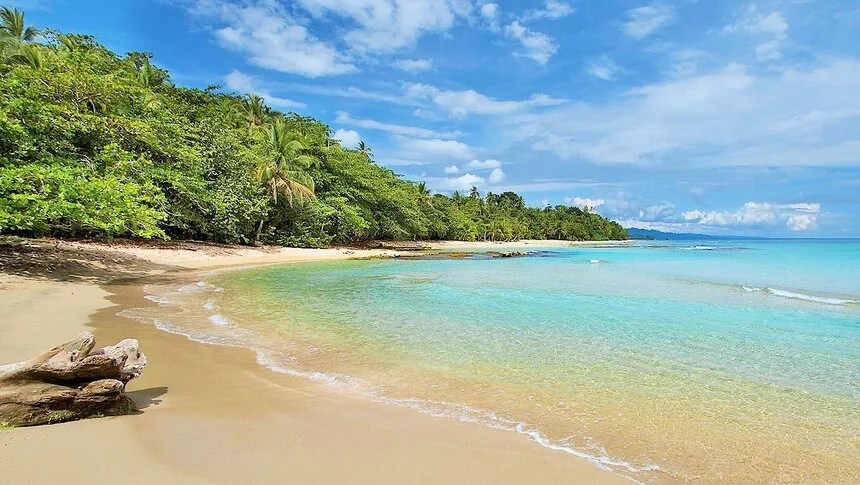 playa manuel antonio
