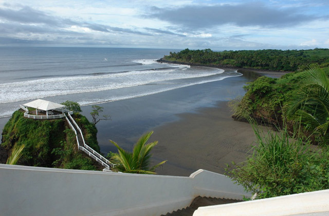 el cuco beach el salvador