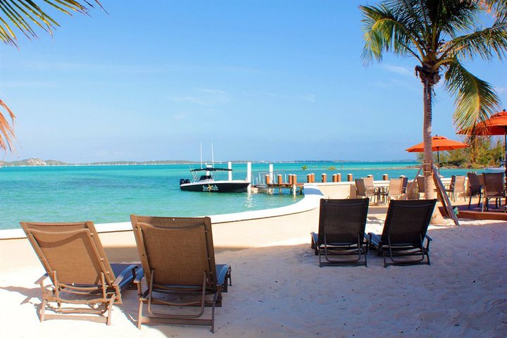 exuma beach nassau bahamas